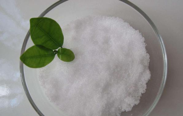 磷酸二氢钾使用方法 可施叶面肥/蘸根/花前使用/浸种